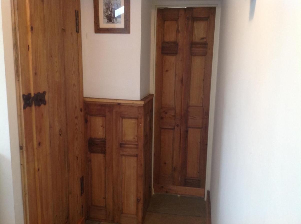 The Little Cow Shed Villa Суонзи Екстериор снимка
